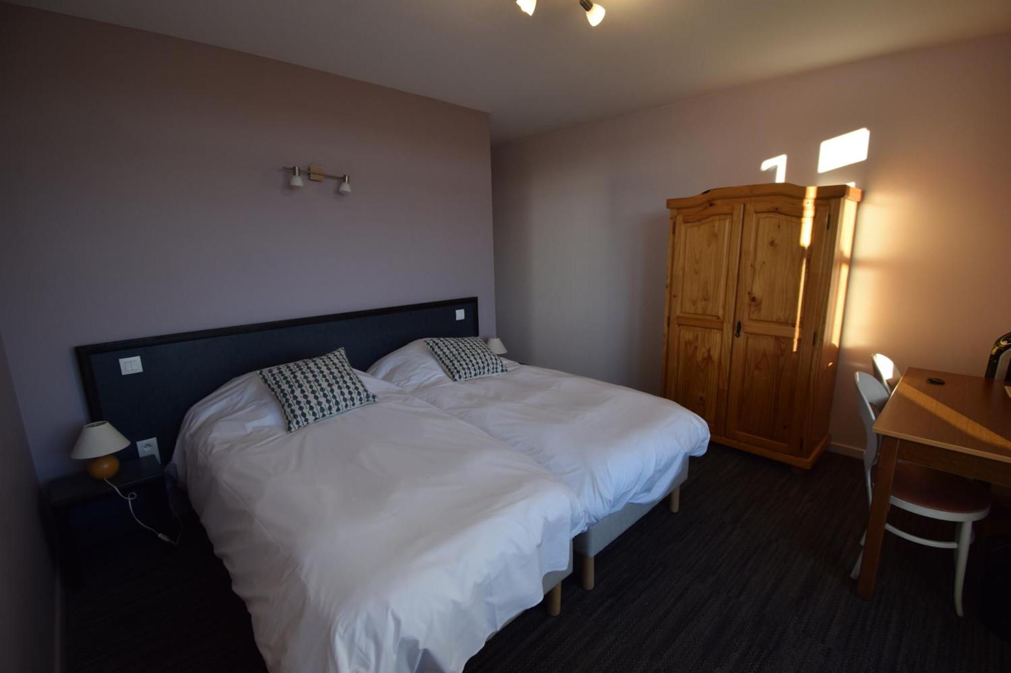 Hotel Les Chenets Saint-Julien-en-Champsaur Exteriör bild