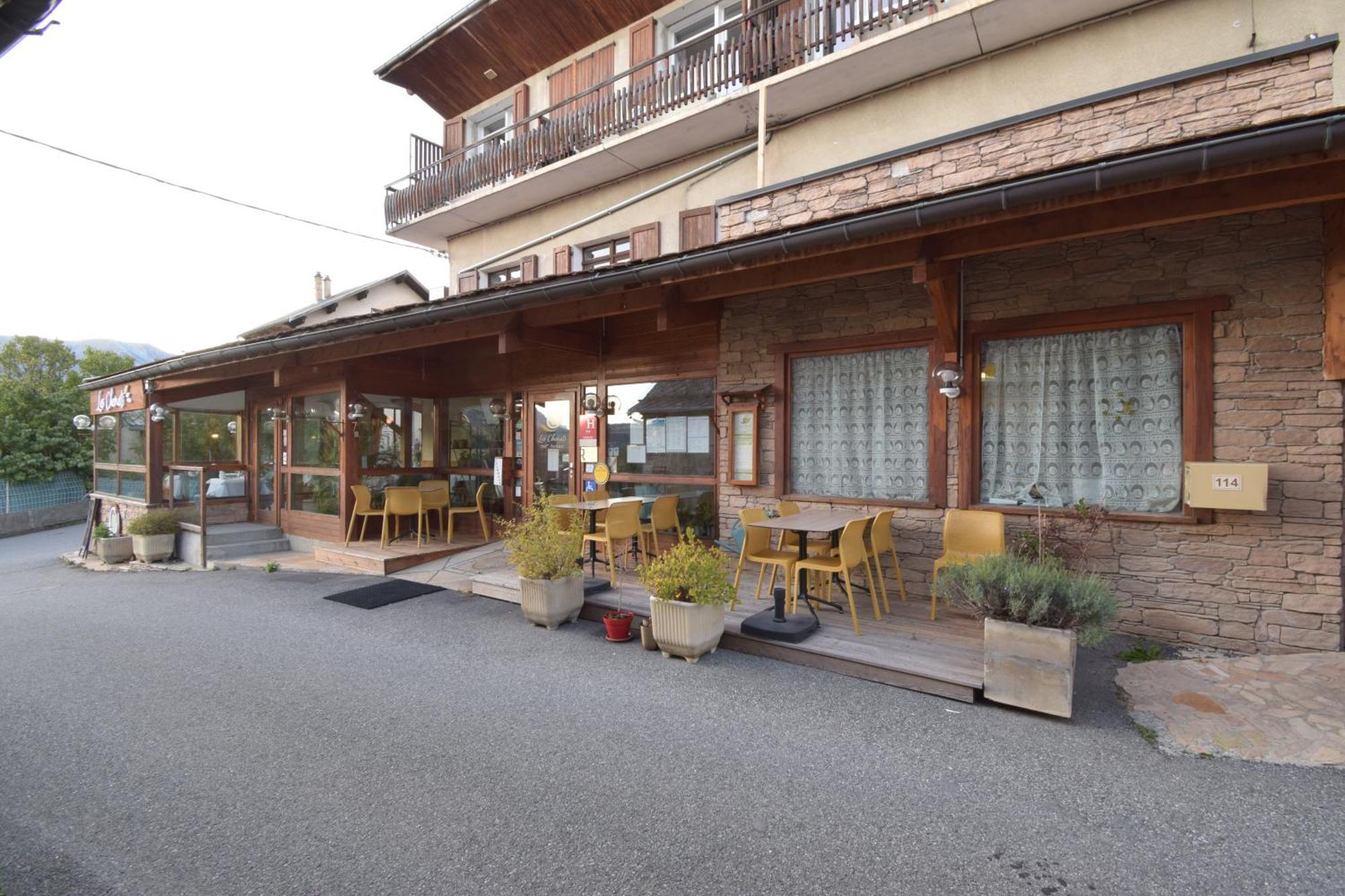 Hotel Les Chenets Saint-Julien-en-Champsaur Exteriör bild