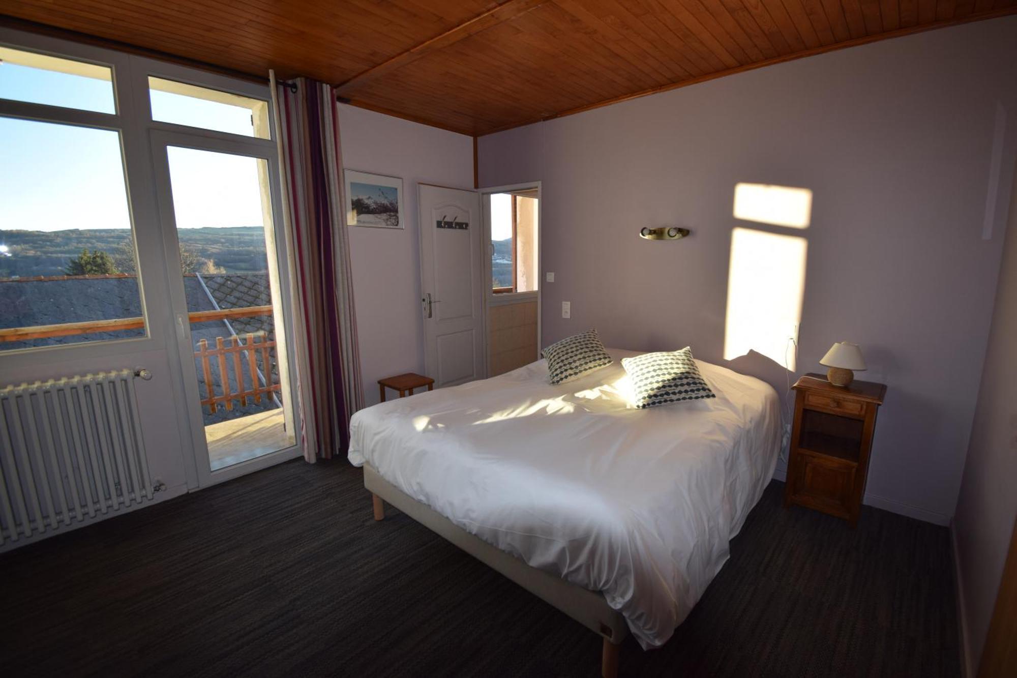Hotel Les Chenets Saint-Julien-en-Champsaur Exteriör bild