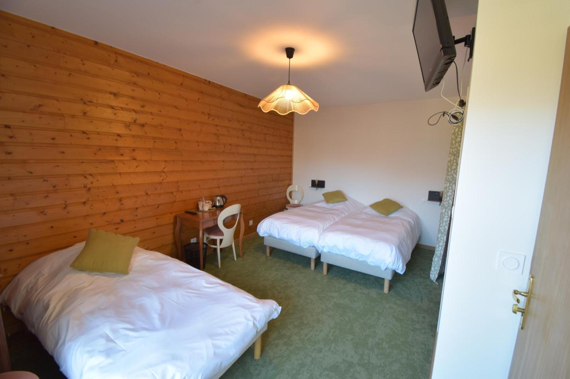 Hotel Les Chenets Saint-Julien-en-Champsaur Exteriör bild
