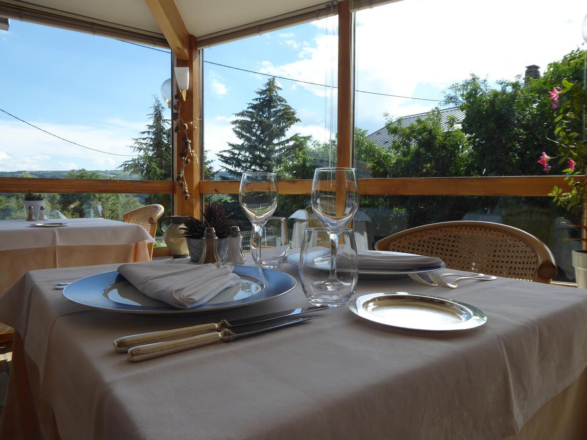 Hotel Les Chenets Saint-Julien-en-Champsaur Exteriör bild